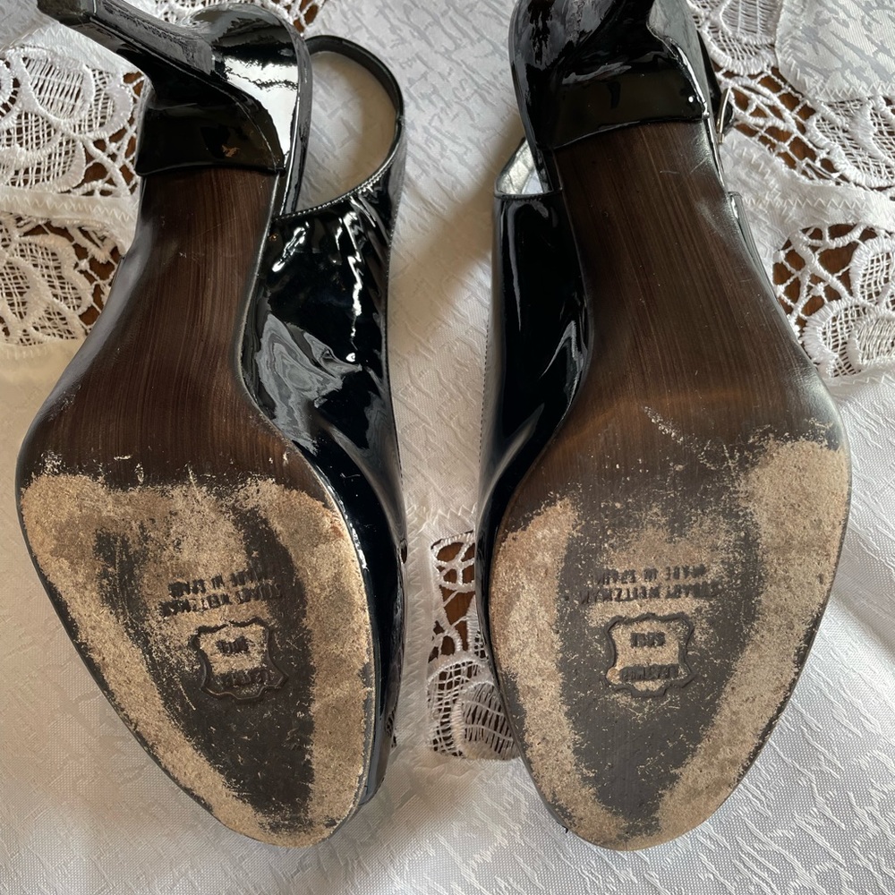 Stuart Weitzman Sling Back - Picture 6 of 7